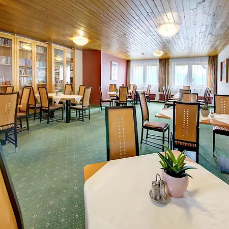 Chalet On Zettersfeld With Dolomite Views, Cleaning Included Apartment *