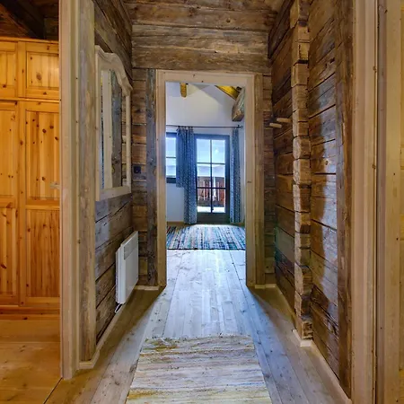 Appartamento Chalet On Zettersfeld With Dolomite Views, Cleaning Included *