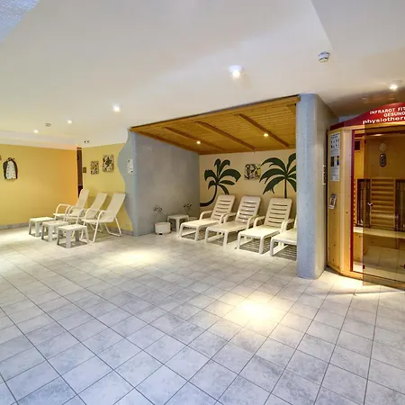 Apartment Chalet On Zettersfeld With Dolomite Views, Cleaning Included *