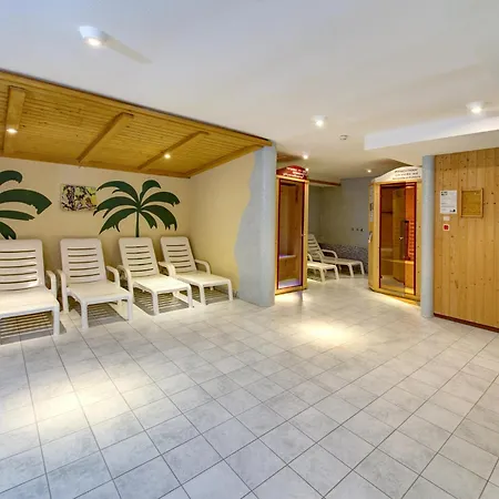 Apartment Chalet On Zettersfeld With Dolomite Views, Cleaning Included *