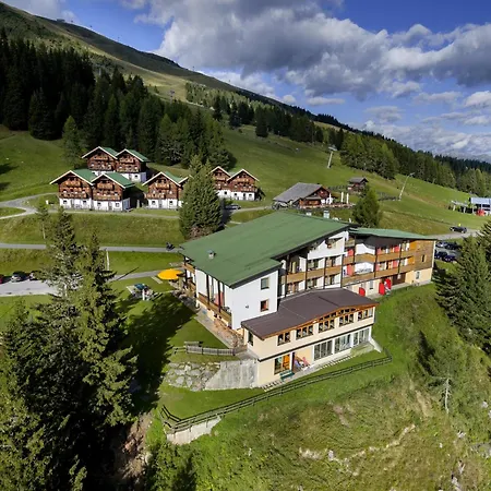 Apartmán Chalet On Zettersfeld With Dolomite Views, Cleaning Included