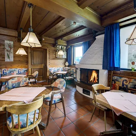 Chalet On Zettersfeld With Dolomite Views, Cleaning Included *